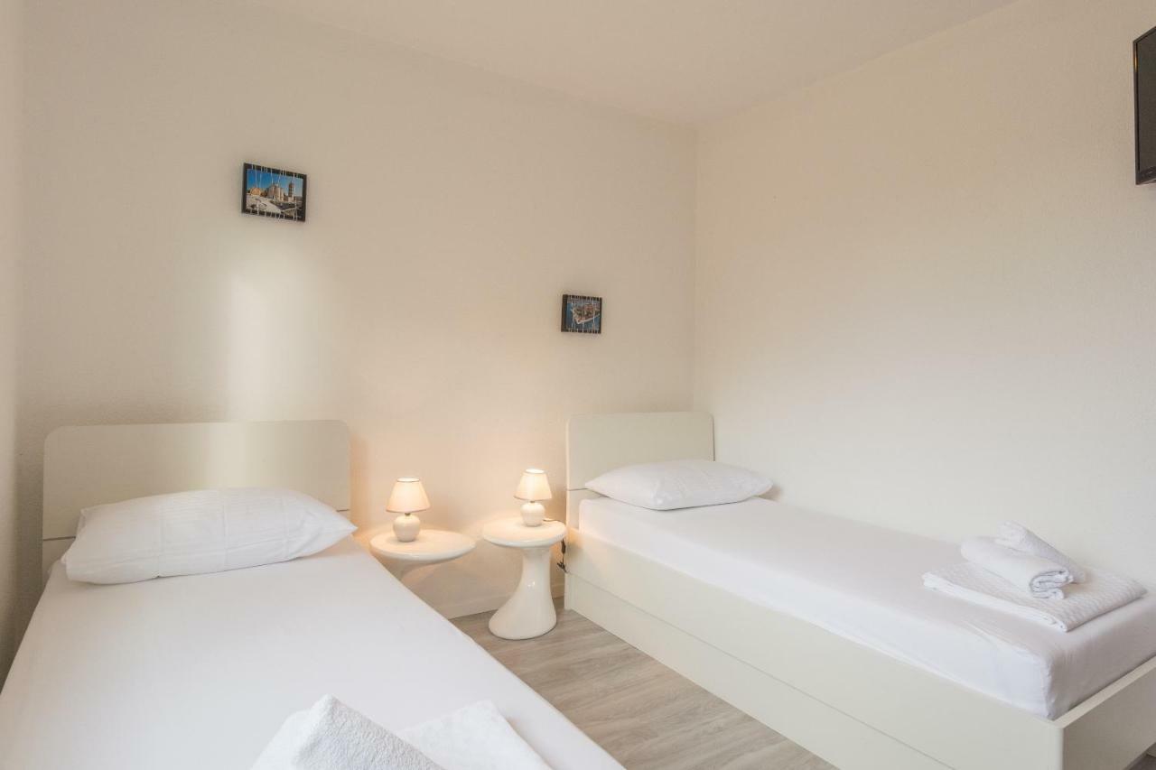 Apartment Kozina Zadar Exterior photo