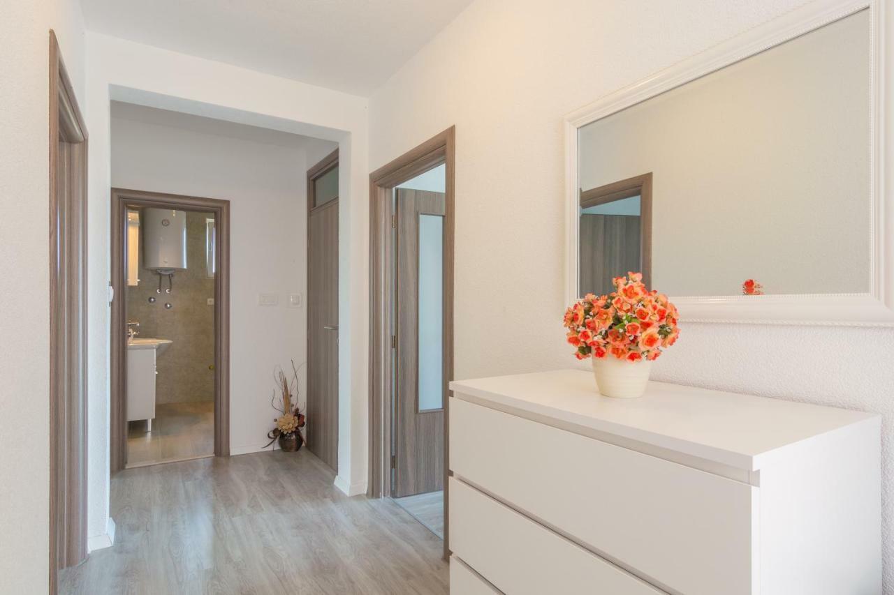 Apartment Kozina Zadar Exterior photo